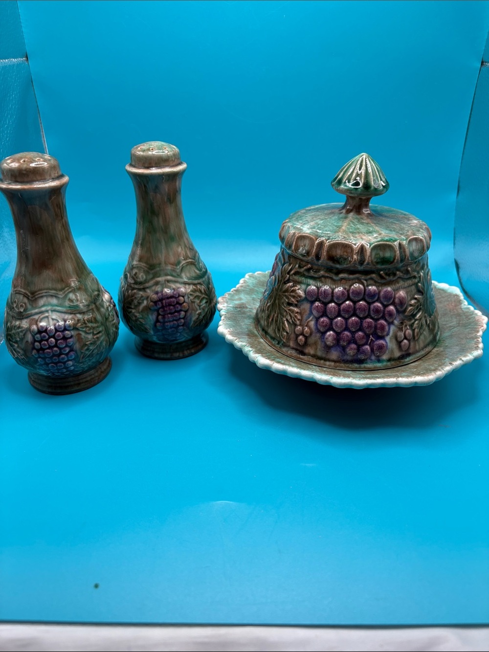 Majolica-Style Vintage Ceramic Covered Butter/Cheese Dish & Salt & Pepper